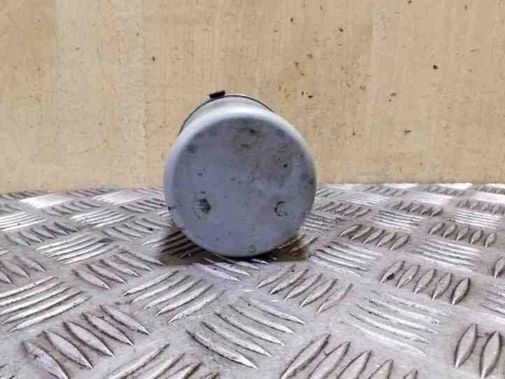 Carcasa filtro combustible SEAT TOLEDO IV KG3 1.6 diésel 77kw 2013 26186209 Foto 4 de 4