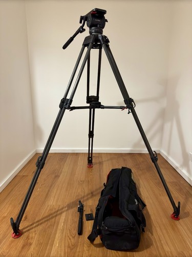 Sachtler Video 20 P Tripod System - Fluid Head, ENG 2 Carbon Fibre Tripod + Bag - Picture 2 of 13