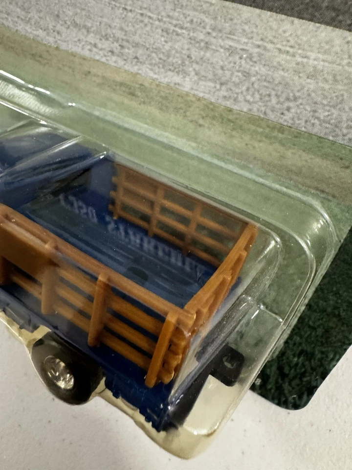 1:64 Ertl Farm Country Kids Ford F350 Blue Flatbed Stakebed Truck New in Package - Image 3 of 4
