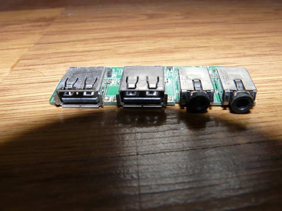 Connecteur audio et USB - Audio and USB card - ASUS X53S K43S A53S K53SC K53SD  - Photo 3/3