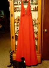 LOVELY LONG RED RHINESOTNE ACCENTED HALTER, FORMAL, PARTY PROM DRESS- NO TAGS