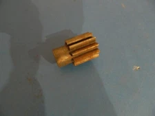 NOS OEM TORO WHEELHORSE  4235  DIFFERENTIAL GEAR   4  BOLT DIFFERENTIAL  BOX32