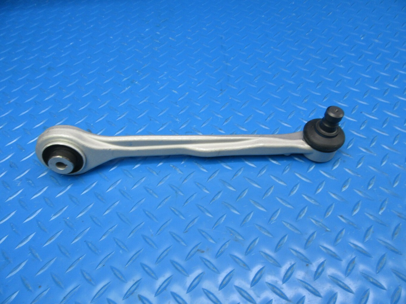 Bentley Bentayga left upper control arm TopEuro #9142 