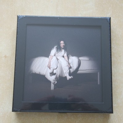 Billie Eilish    When We All Fall Asleep, Where Do We Go? Limited edition 7'' box