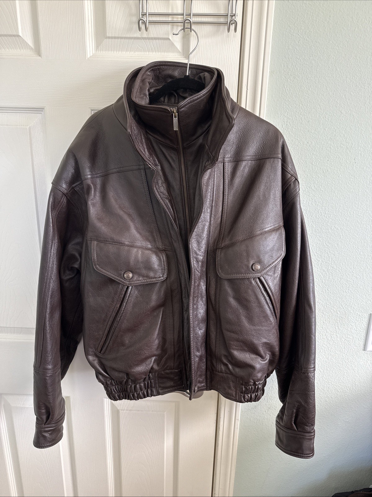 Adventure Bound By Wilsons Men's Med. Vintag Leather Jacket 3M Thinsulate Liner