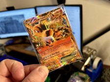 Pokémon TCG Charizard EX XY29 Ultra Rare Black Star Promo Card LP-NM