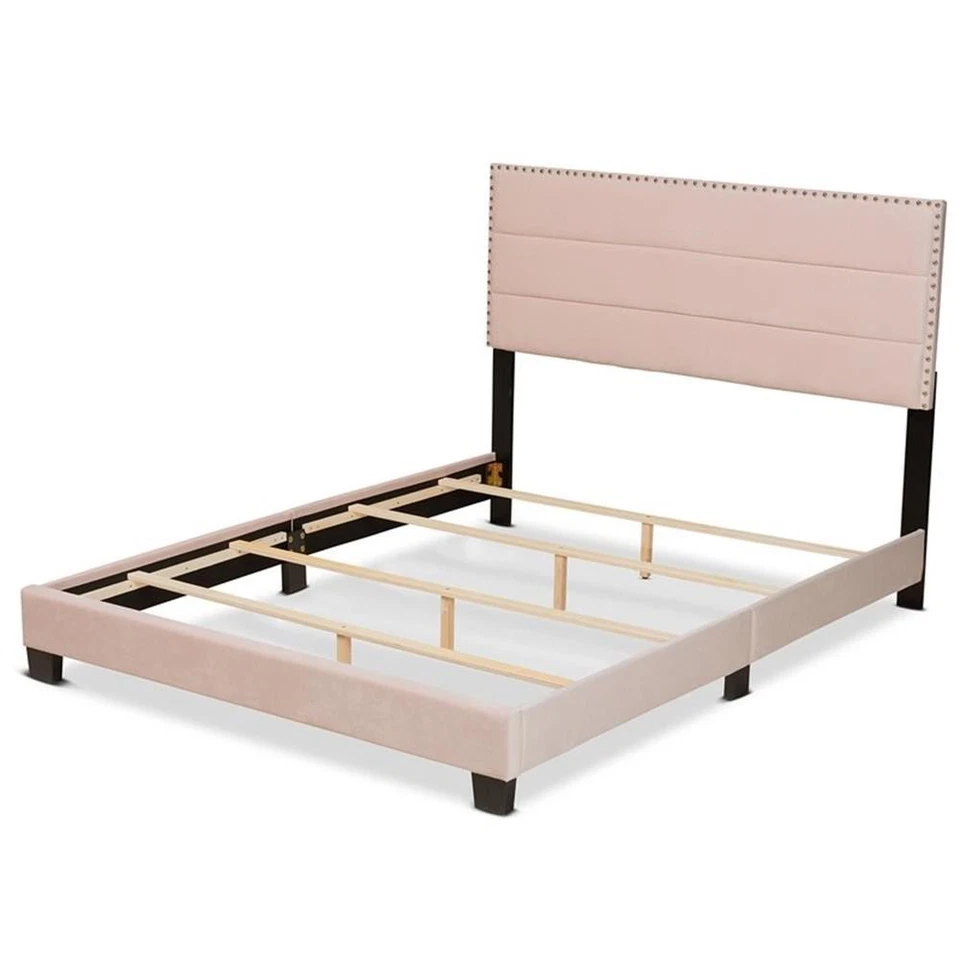 Cama con panel tapizada tamaño completo rosa claro Baxton Studio Tamira Glam Foto 3 de 4