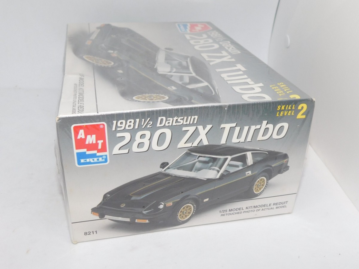 AMT #8211 1981 1/2 Datsun 280 ZX Turbo 1/25 Plastic Model
