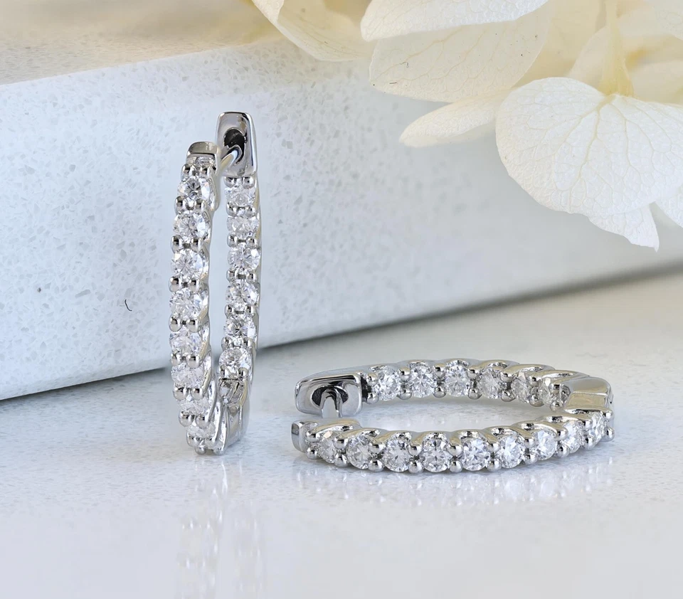 Pendientes Huggie de aro de moissanita VVS1 de plata de ley de oro rosa E003A Foto 4 de 4