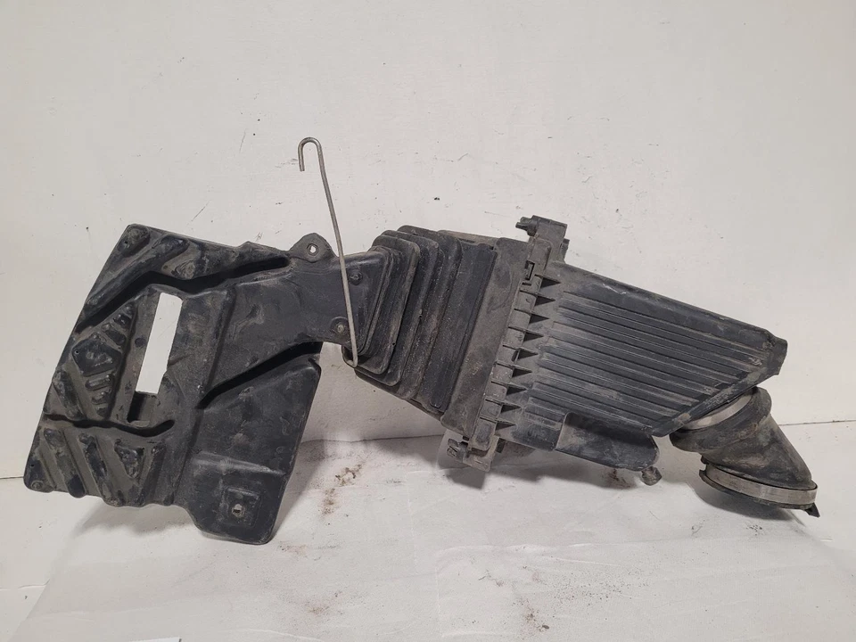 Conjunto de filtro de aire usado se adapta a: camioneta Chevrolet Lumina 1991 3,1 grado A Foto 2 de 4