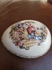 Sadler Decorative Egg trinket box 