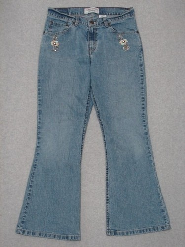LC11431 2006 LEVI'S SIGNATURE LOW RISE FLARE JEANS GIRLS YOUTH sz16.5 (29x28.5)