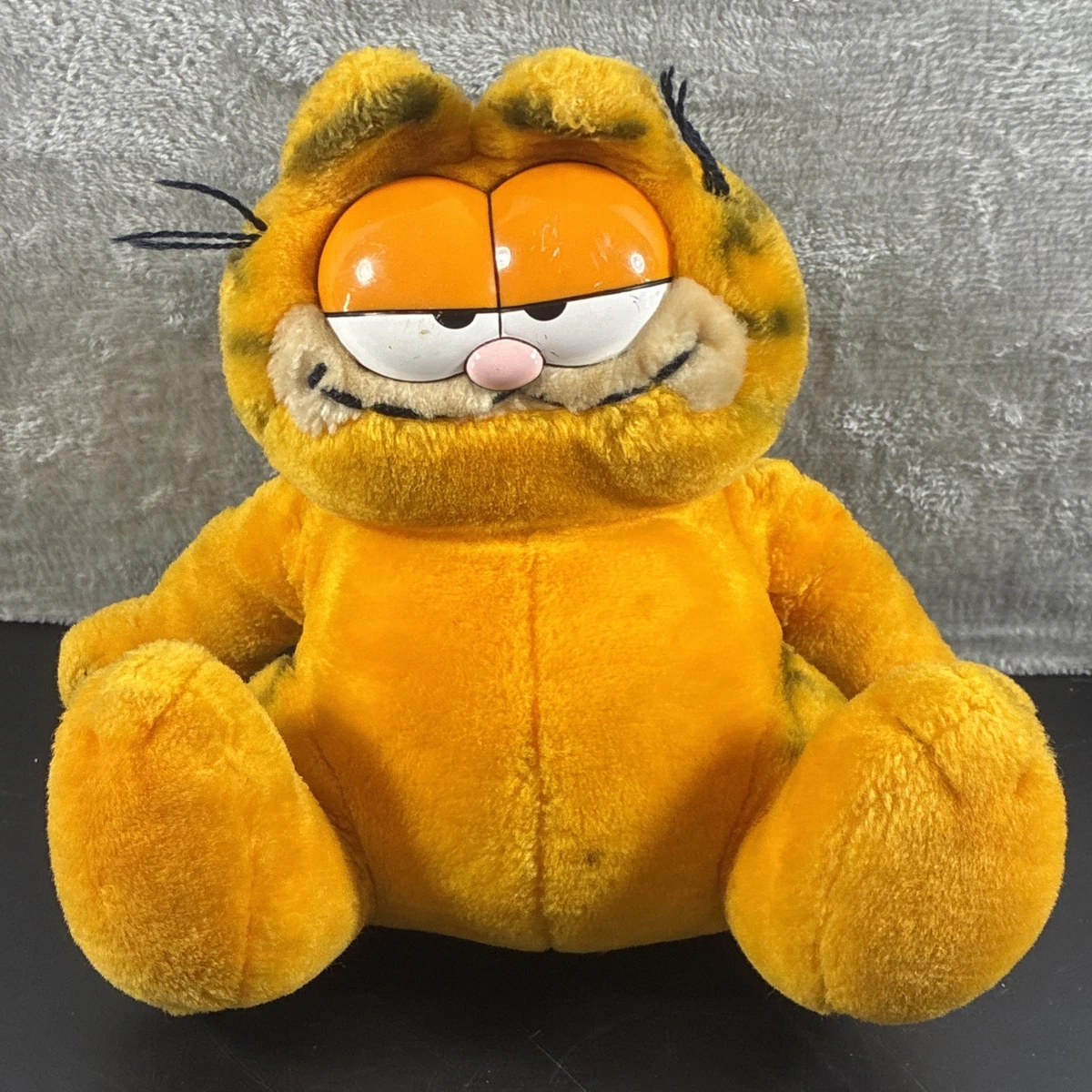 Grande Peluche Garfield Vintage – 48 Cm – Occasion