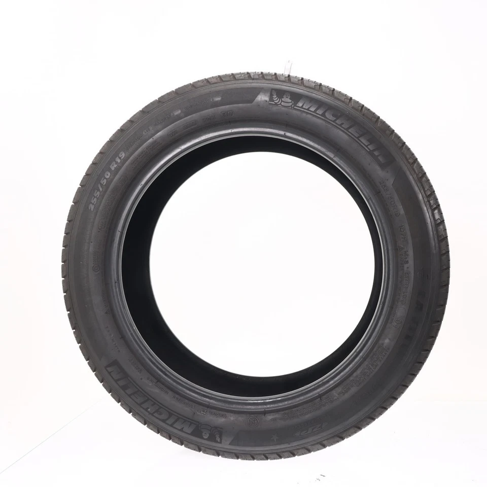 Michelin Latitude Tour HP ZP 107H 255/50R19 usado - 7,5/32 Foto 4 de 4