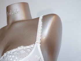 Aubade Paris Sample Joyau Eternel Beugel Off-White Lingerie Set with Jewel 34B S