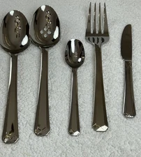 Oneida CHROMA - 18/10 Stainless 64pc. Flatware Set Service for 12 **SEE DESCR**