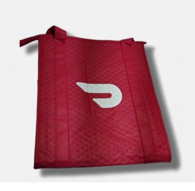 DoorDash Insulated Food Delivery Tote Bag Red Zip Closure 13x15x9.5 