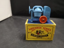 W363-MATCHBOX LESNEY No3A CEMENT MIXER WITH BOX