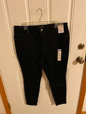 BRAND NEW WOMEN'S SIZE 16W PETITE TERRA  SKY BLACK SKINNY JEANS