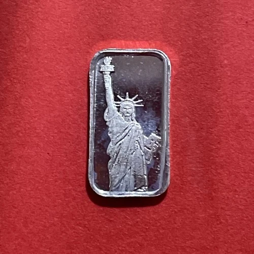 1 Gram Fine Solid Silver Bar, .999 Purity, Featuring The Statue Of Liberty