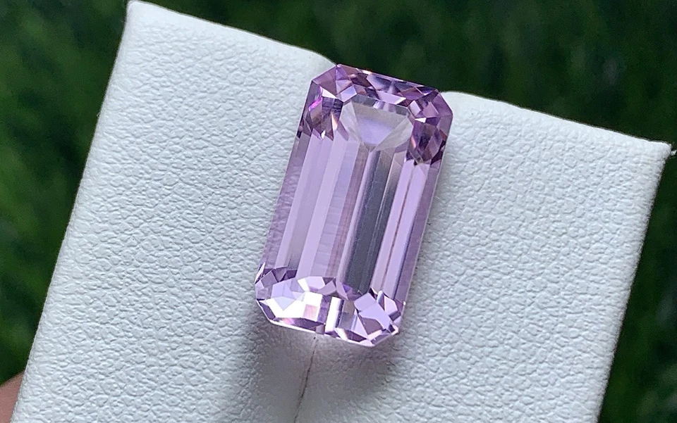 Натуральный розовый кунцит 11,40 карата россыпью из Афганистана - Изображение 2 из 4