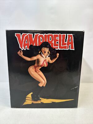 VAMPIRELLA STATUE BY DYNAMITE ENTERTAINMENT ADAM HUGHES (FACTORY SEALED)