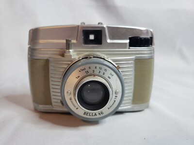 Vintage Bilora Bella 46 Camera Made In Germany Silver Film 127