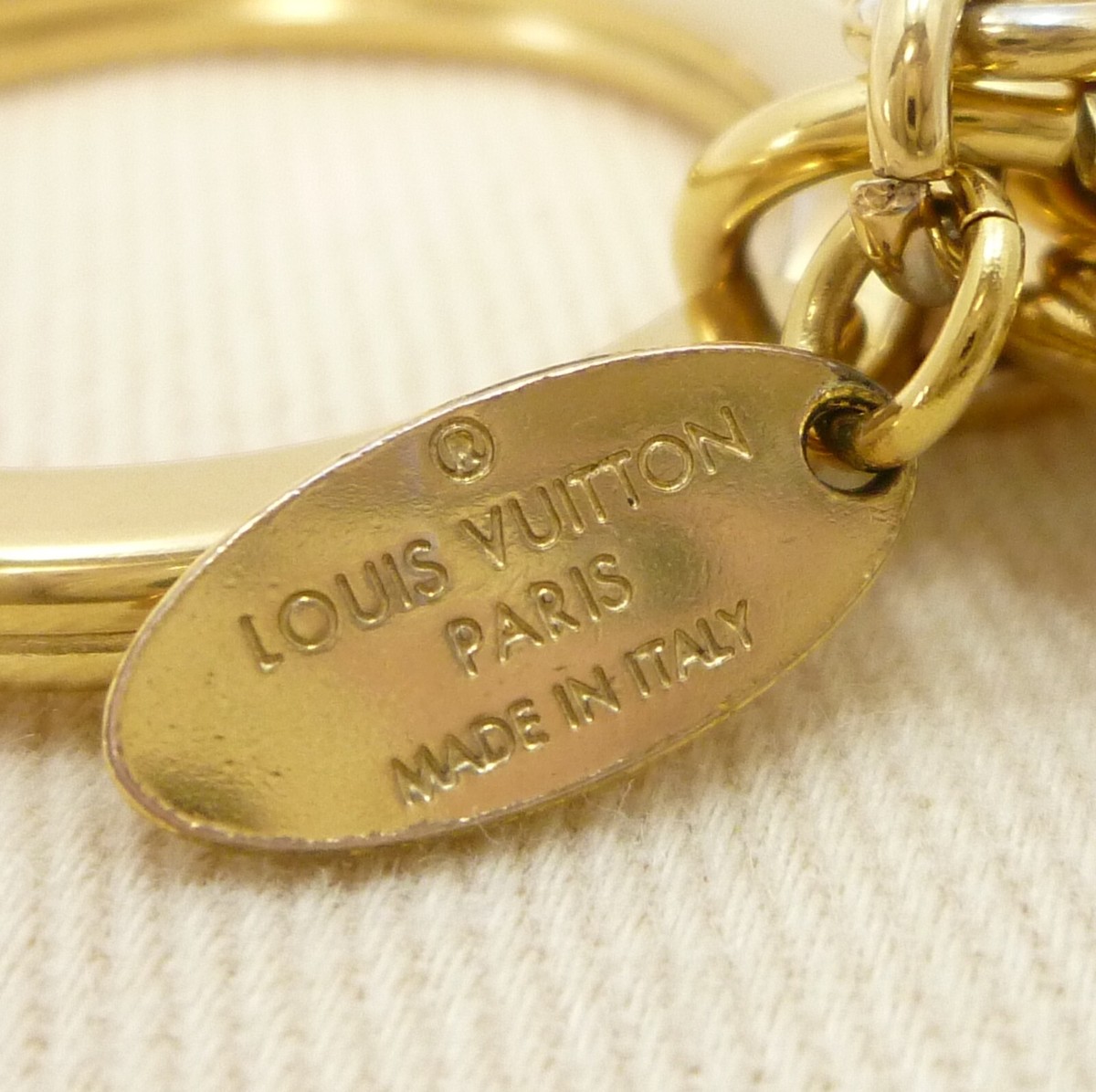 Authentic LOUIS VUITTON LV Facettes Key Holder Bag Charm Authentic LOUIS VUITTON LV Facettes Key Holder Bag Charm