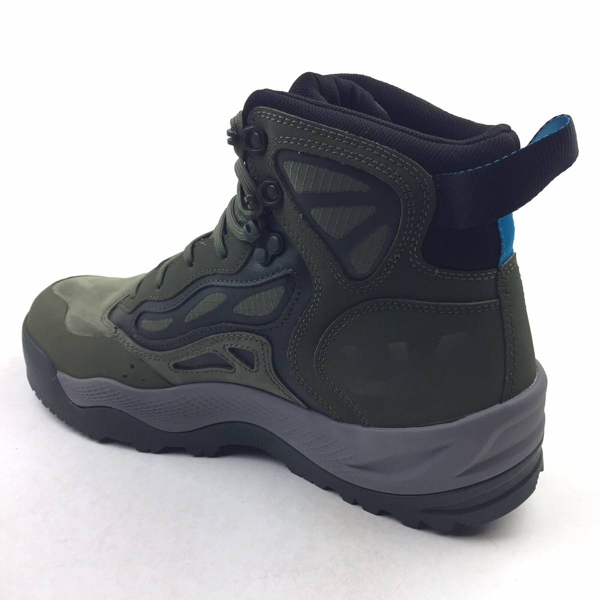 NWOTs Under Armour Charged Raider Mid Waterproof Hiking Boots for Men. Size 11 Under Armour UA Charged Raider Mid Waterproof Hiking Boots  main image 2