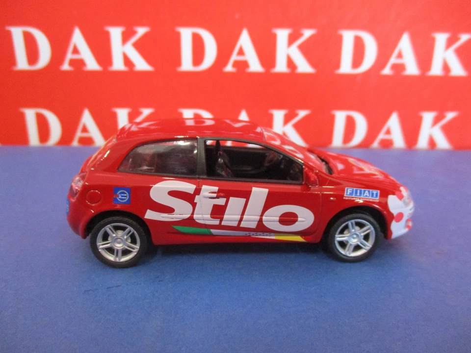 Die cast 1/43 Modellino Auto Tour de France Fiat Stilo Red 2002 - Immagine 4 di 4