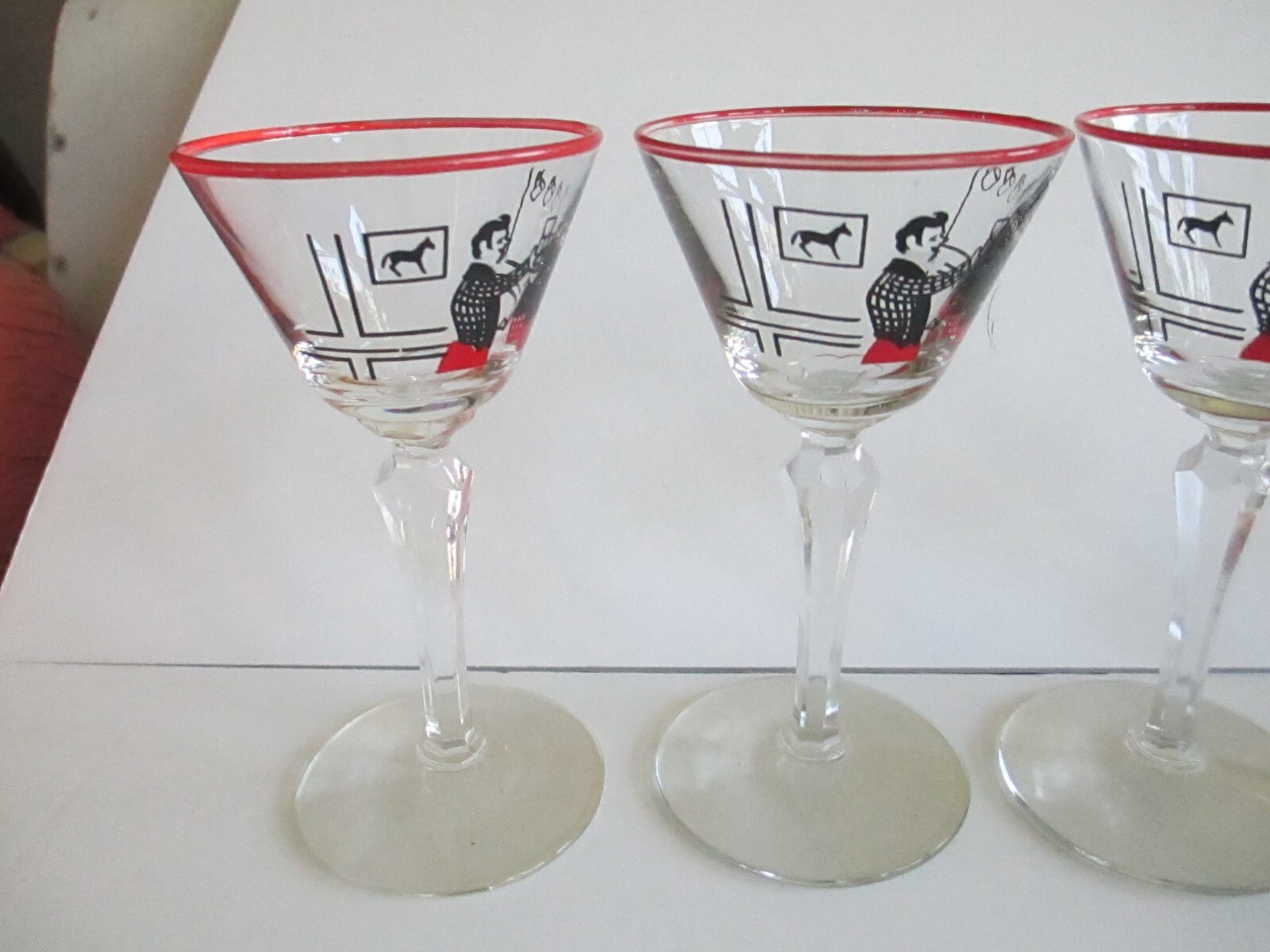 Lot of 5 Vintage MCM Libbey Pickwick Dickens Merrymakers Martini