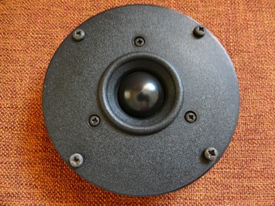 goodmans led tube speaker