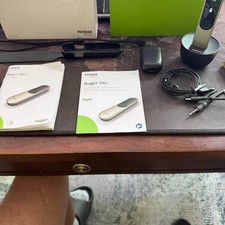 Phonak Roger On V2 Hearing Aid Microphone with  Charger