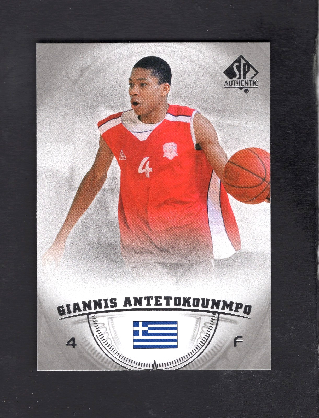 PSA ルーキー❗ GIANNIS ANTETOKOUNMPO RC ヤニス Amazon.com: Giannis Antetokounmpo 2013 Panini Basketball