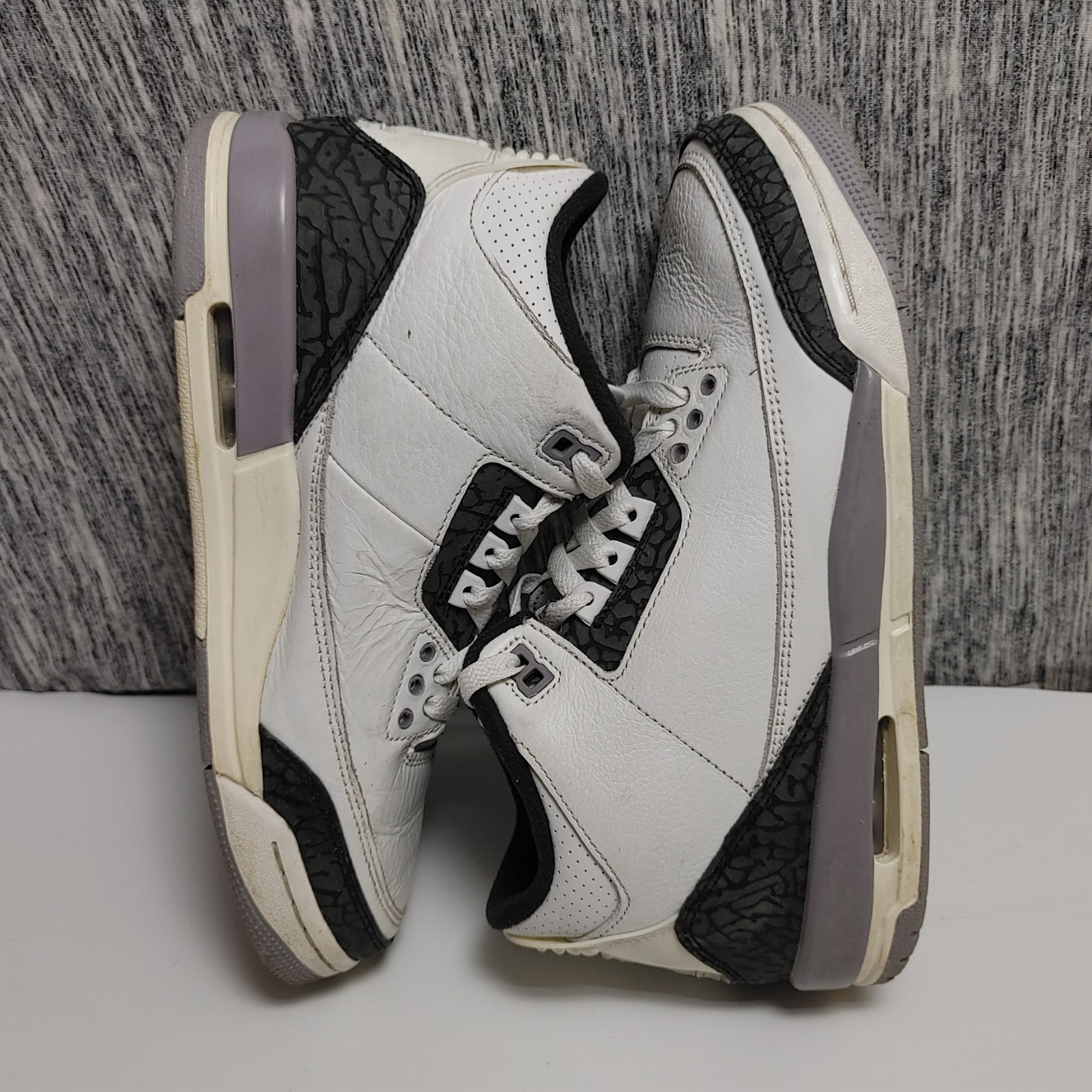 Nike Air Jordan 3 Retro Boys Size 7Y Basketball Shoes Sneakers White #DM0967-106 thumbnail 7