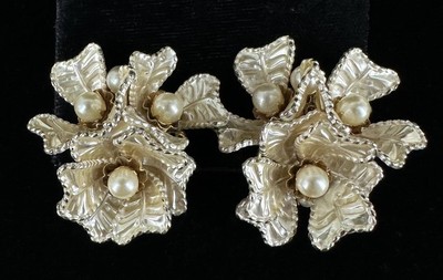 Vintage Miriam Haskell Gp Pearlized Gegossenes Gepresste Glas Blumen Ohrclips