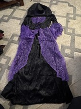 Women  s witch costume