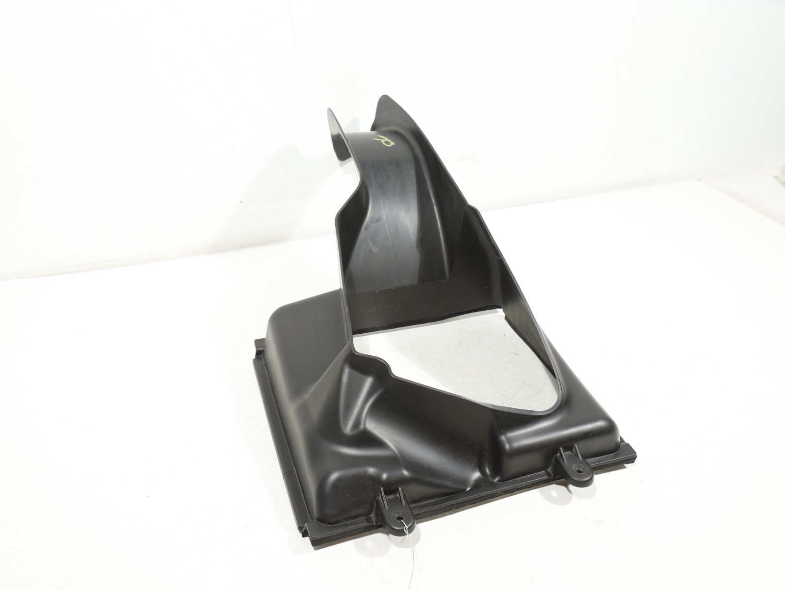 2014-2020 Maserati Ghibli RIGHT Intercooler Duct Shroud 670004139 OEM 21K