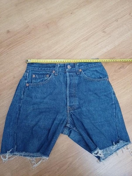 Men Levi's Shorts Navy 28 / XS / 42