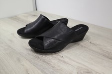 Flex Step Slip On Womens Size 7 Madelyn Black Slip On Comfort Heels Pre-Owned