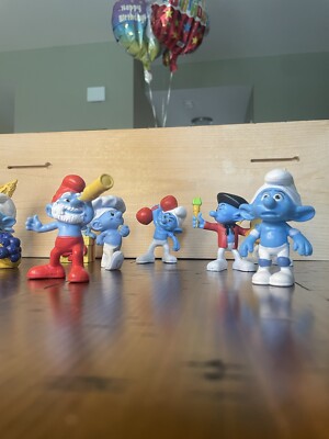 Lot of 10 Smurfs Figures Peyo Schleich Papa, Clumsy, Hefty, Jokey, etc 