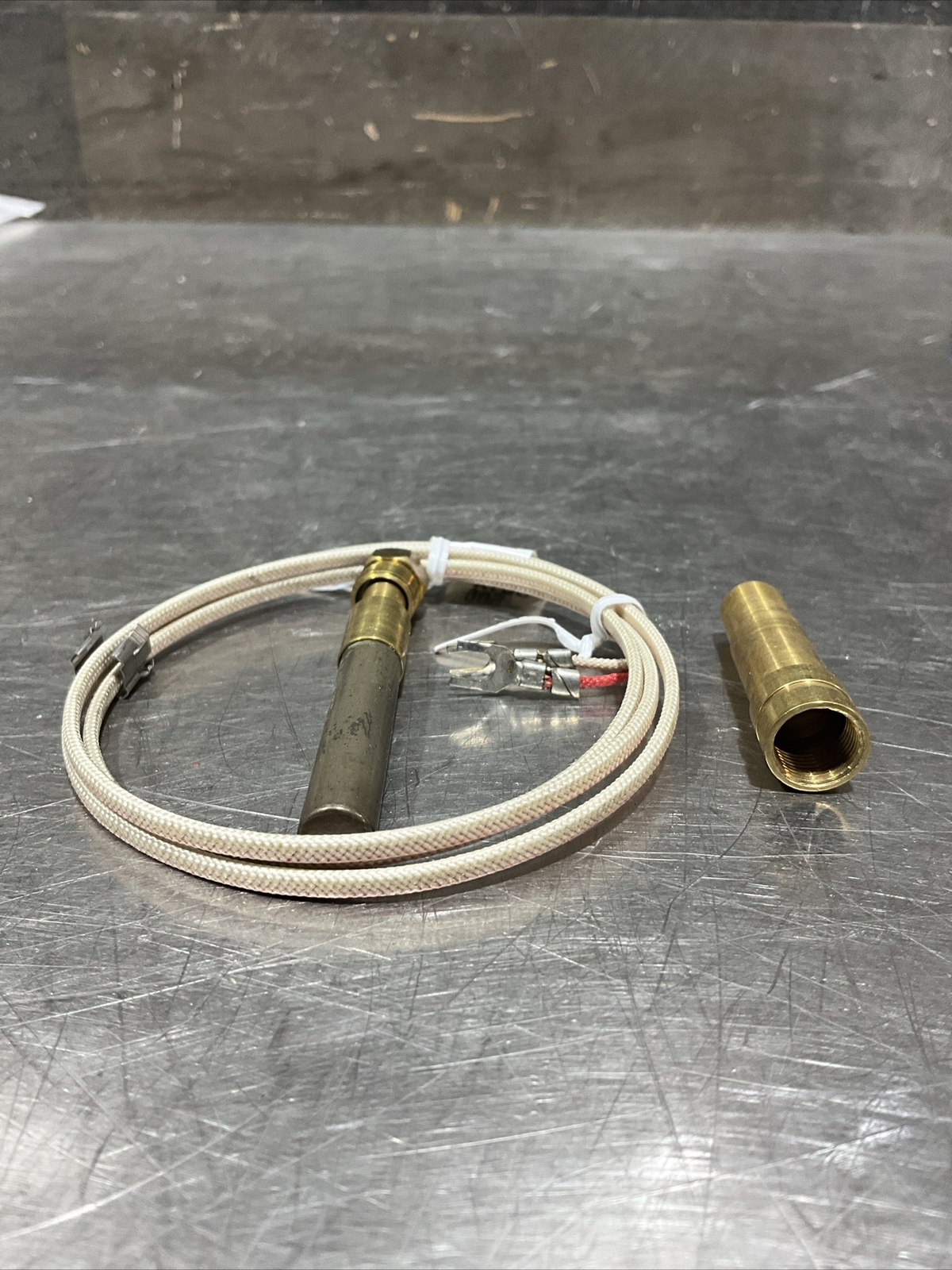 JOHNSTONE UNIVERSAL MILLIVOLT GENERATOR L36-074 36"