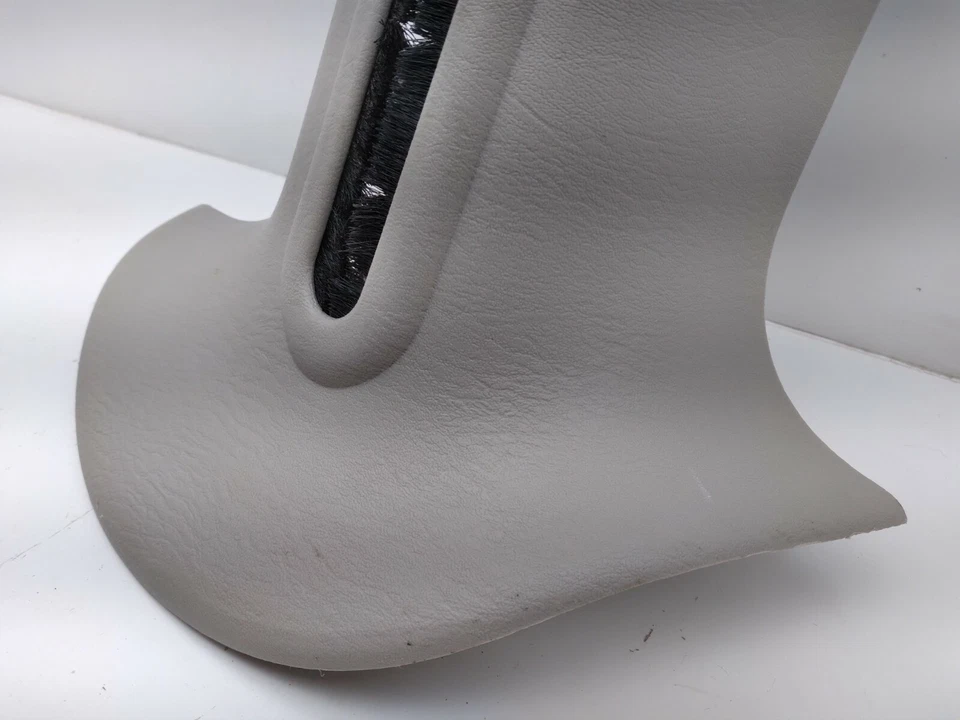 2001-2007 DODGE CARAVAN LEFT CENTER UPPER B-PILLAR TRIM MOLDING OEM  - Изображение 2 из 4