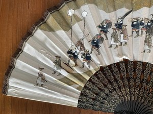 Beautiful Antique Silk Fan Samurai Hand Painted MOP Decoration