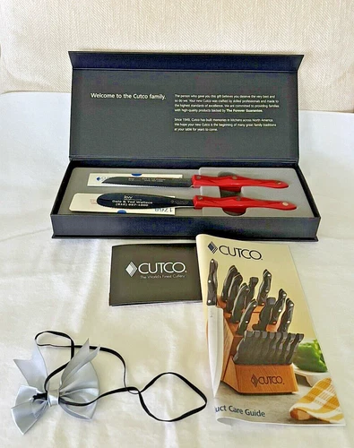 CUTCO Spatula Spreader 1768 & Knife 3721 NIB, Red Handles Advertising Merch