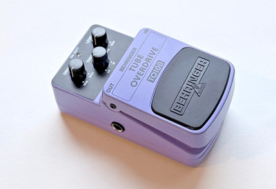 BEHRINGER TUBE OVERDRIVE TO100 AUTHENTIC TUBE-SOUND Overdrive EFFECTS PEDAL NOS