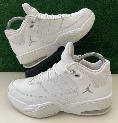 Nike Air Jordan Max Aura 3 Triple Mid White Basketballschuhe UK 4,5 #DA8021