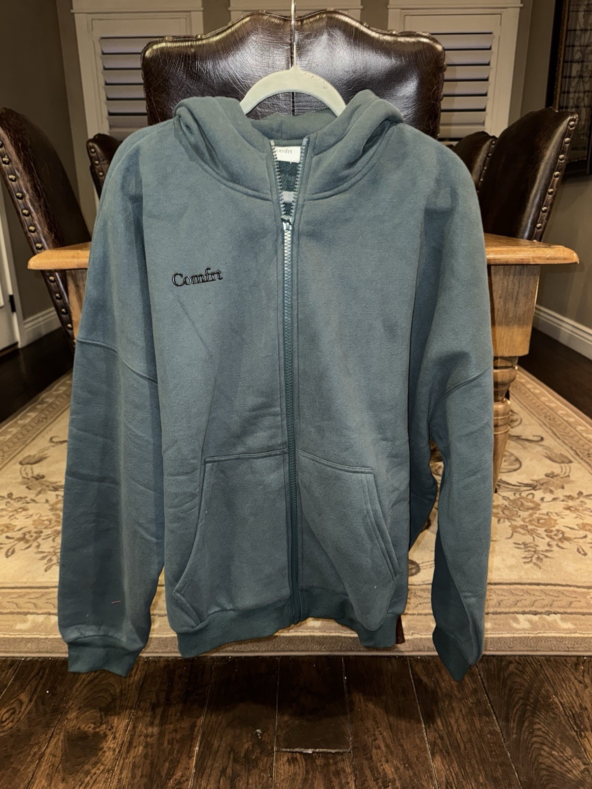 Comfrt Unisex Adult Green Full Zip Hoodie Size Large NWOT