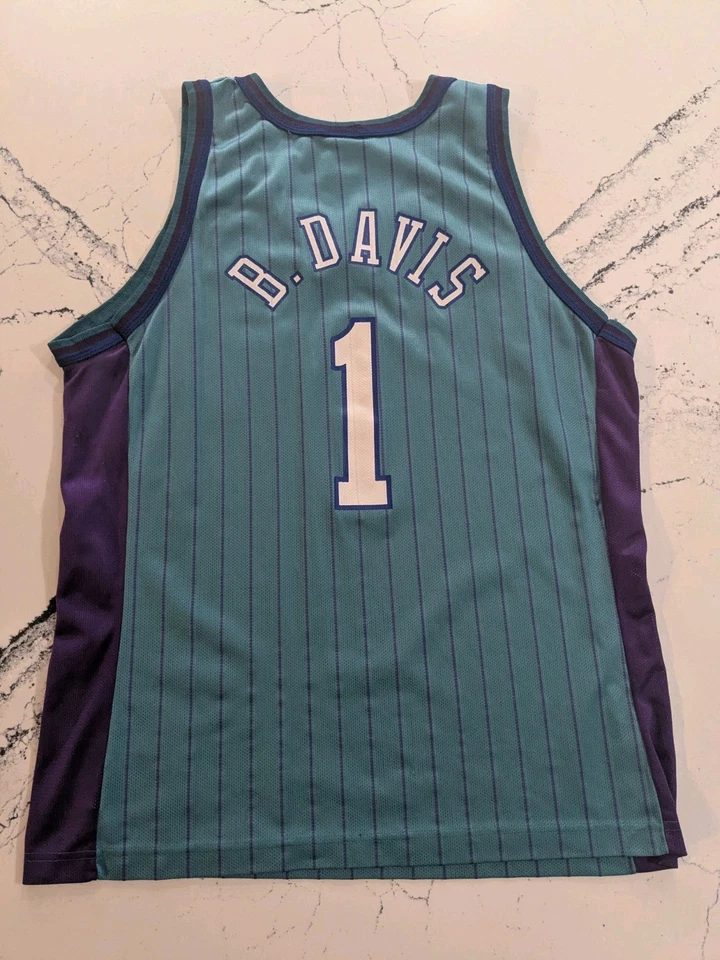 Camiseta masculina listrada vintage Champion Baron Davis Charlotte Hornets 44 grande #1 - Imagem 2 de 4