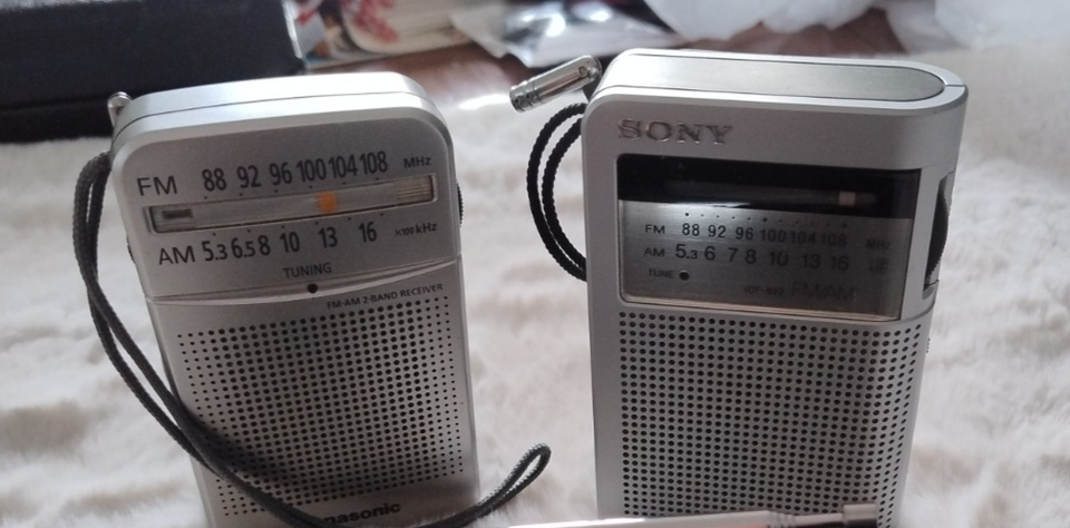 Radio Portátil Sony ICF-S22 FM/AM de Segunda mano por 28 EUR en Barcelona | Wallapop
